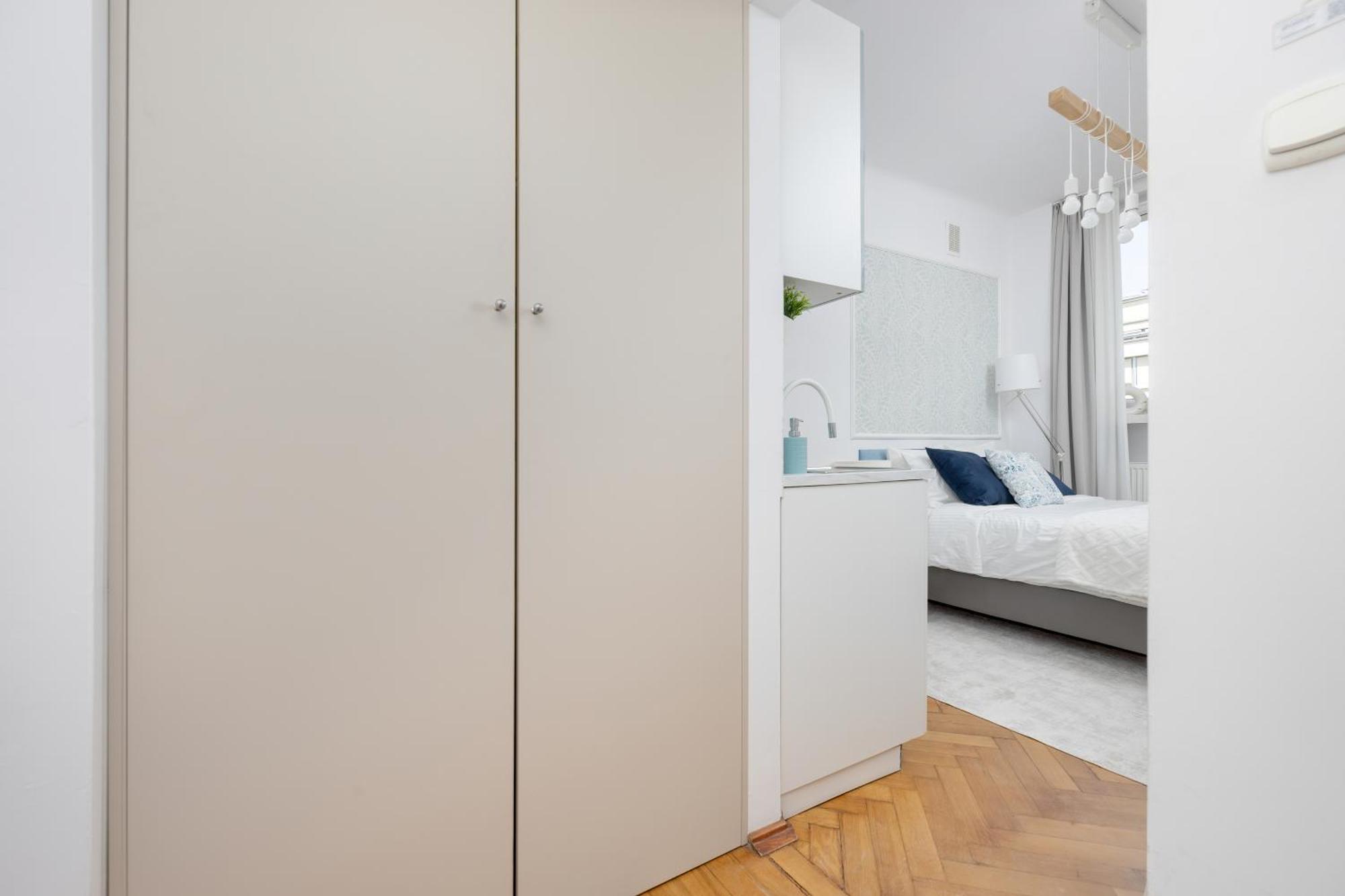 J&W Apartments Studio Solidarnosci Varşovia Exterior foto